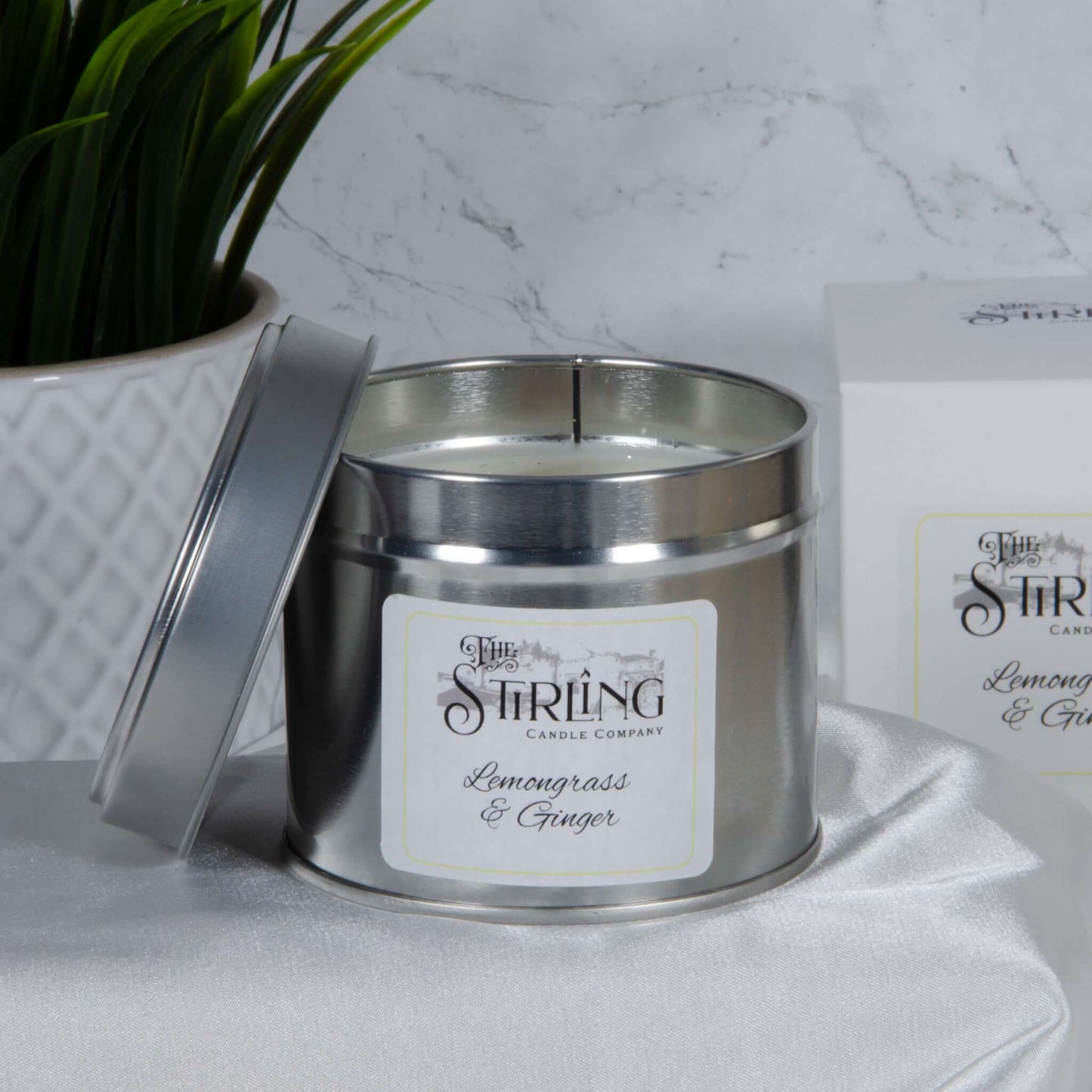 Citronnelle et Gingembre - Bougie en Étain Format Voyage - Mèche en Bois